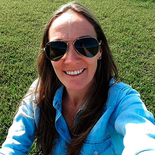 Dr.ª Livia Carribeiro